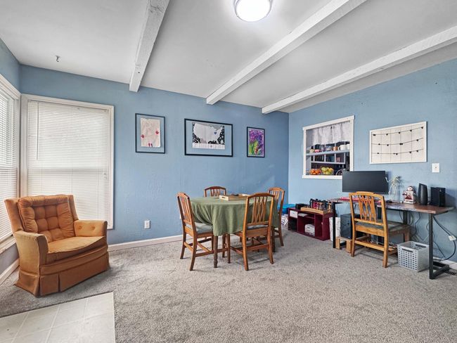 Family Room | Image 24