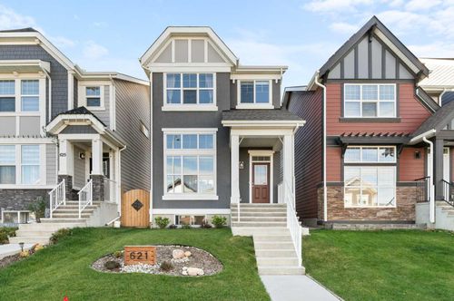 621 Masters Rd Se, Calgary, AB, T3M2W3 | Card Image