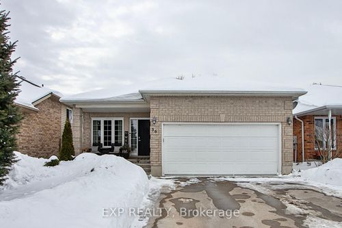 36 Willow Cres, Strathroy, ON, N7G4G3 | Card Image