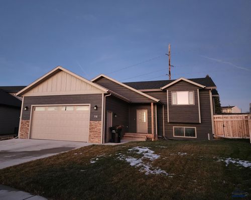 718 Braelynn Ln, Rapid City, SD, 57701 | Card Image