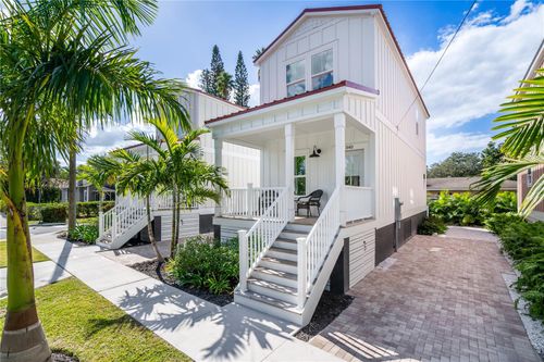 340 6th St E, BRADENTON, FL, 34208-1130 | Card Image