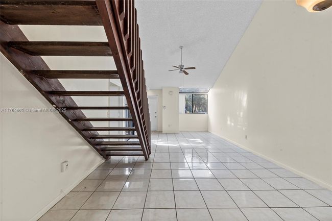 1903 Players Pl, Townhouse with 2 bedrooms, 2 bathrooms and null parking in North Lauderdale FL | Image 7