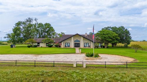 1460 Us Highway 87 E, Nixon, TX, 78140 | Card Image