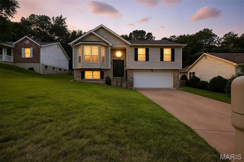 2917 Sand Sculpture Ct, Pevely, MO, 63070-2614 | Card Image