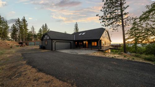 90 Adams Loop Rd, Goldendale, WA, 98620-3419 | Card Image