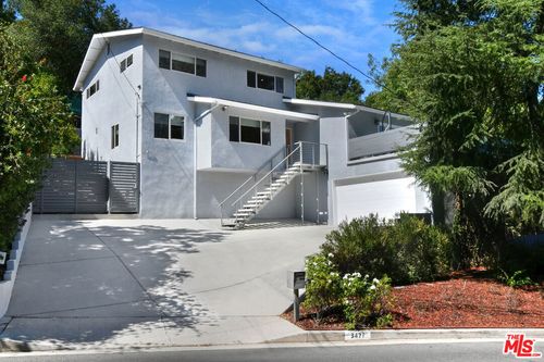 3471 Woodcliff Rd, Sherman Oaks, CA, 91403-5044 | Card Image