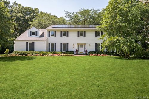 251 Baird Ct, Woodbury, NY, 11797-3107 | Card Image