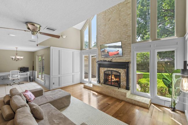 5507 Glenmere Ln, House other with 4 bedrooms, 3 bathrooms and 2 parking in Spring TX | Image 5