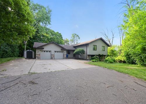 4110 Juneau Ln N, Plymouth, MN, 55446-2724 | Card Image
