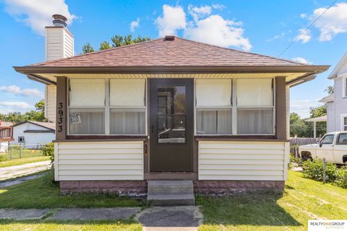 3933 X Street, Omaha, NE, 68107-3157 | Card Image