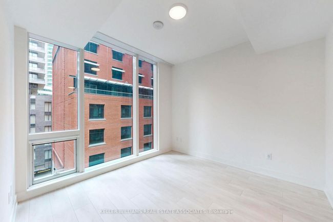 412 - 15 Mercer St, Condo with 2 bedrooms, 2 bathrooms and null parking in Toronto ON | Image 23