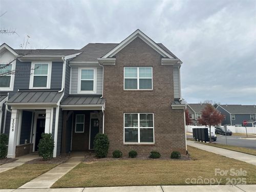 2004 Blewett Dr, Charlotte, NC, 28269-0624 | Card Image