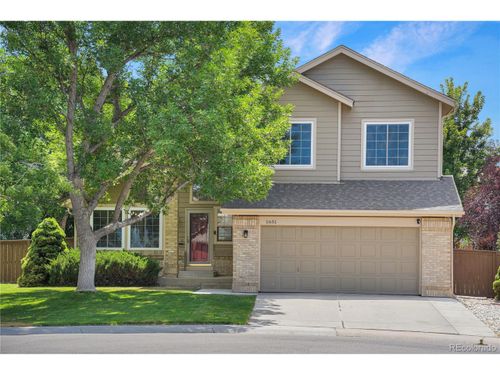 1651 Beacon Hill Dr, Highlands Ranch, CO, 80126-4220 | Card Image