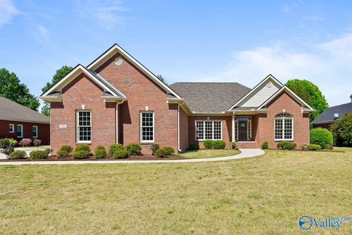 7133 Jump St Se, Owens Cross Roads, AL, 35763-9058 | Card Image