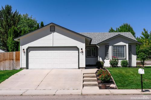 8024 W Mojave Dr, Boise, ID, 83709-7910 | Card Image
