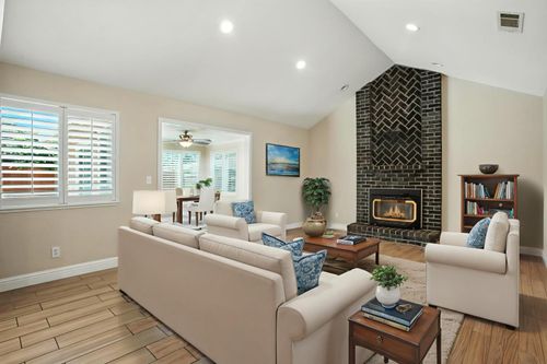 906 Ranch Rd, Galt, CA, 95632-8339 | Card Image