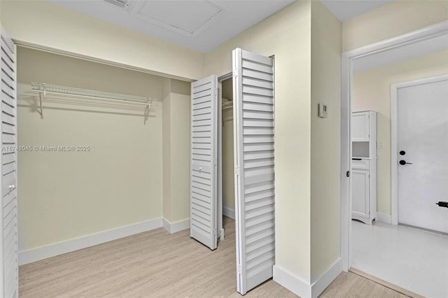 4107 Ne 21 St Ter, Townhouse with 1 bedrooms, 2 bathrooms and null parking in Lighthouse Point FL | Image 20