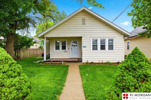 1611 S 63rd St, Omaha, NE, 68106-2112 | Card Image