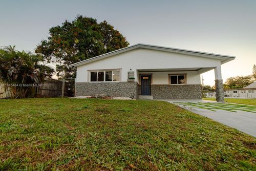 226 Nw 6th Ave, Dania Beach, FL, 33004-2731 | Card Image