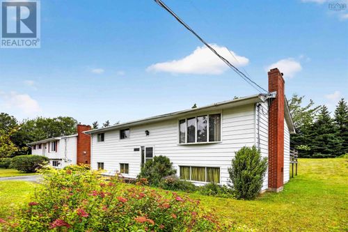 1955 Lawrencetown Rd, Lawrencetown, NS, B2Z1C5 | Card Image