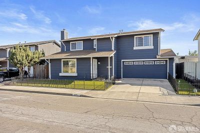 425 Silverdell Way, House other with 3 bedrooms, 2 bathrooms and 2 parking in Hayward CA | Image 2