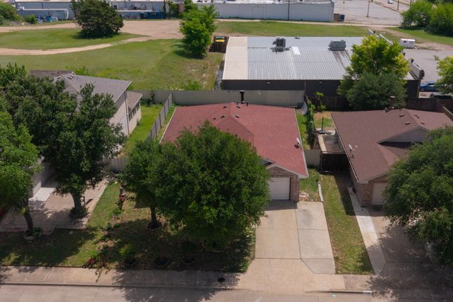 Aerial view featuring a residential view | Image 38