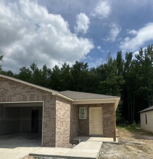 142 Jonathan Dr, Maumelle, AR, 72113-7895 | Card Image