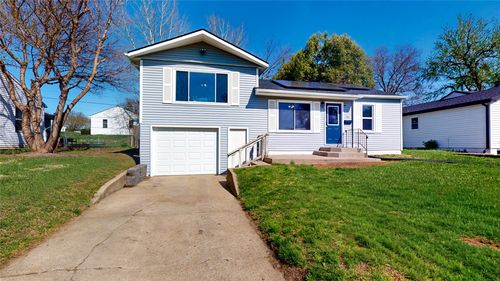 504 E 21st St S, Newton, IA, 50208-5103 | Card Image