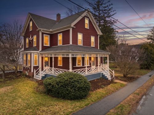 34 Maple St, South Hamilton, MA, 01982-1852 | Card Image