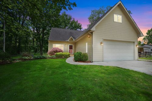 4387 Sunburst Ave, Waterford, MI, 48329-2375 | Card Image