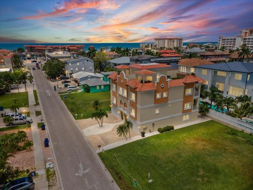 138 175th Ave E, REDINGTON SHORES, FL, 33708-1208 | Card Image