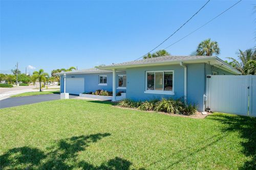 8651 Gulf Blvd, ST PETE BEACH, FL, 33706-1424 | Card Image