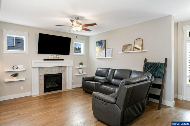 5013 Davis St Se, House other with 4 bedrooms, 3 bathrooms and null parking in Turner OR | Image 12