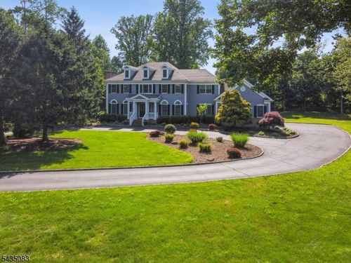 63 Emily Rd, Far Hills, NJ, 07931-2500 | Card Image