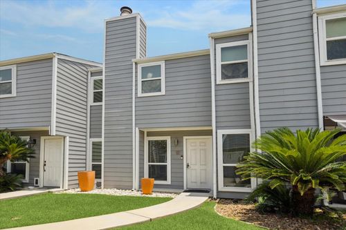 apt-10-5807 Beverlyhill St, Houston, TX, 77057-6714 | Card Image
