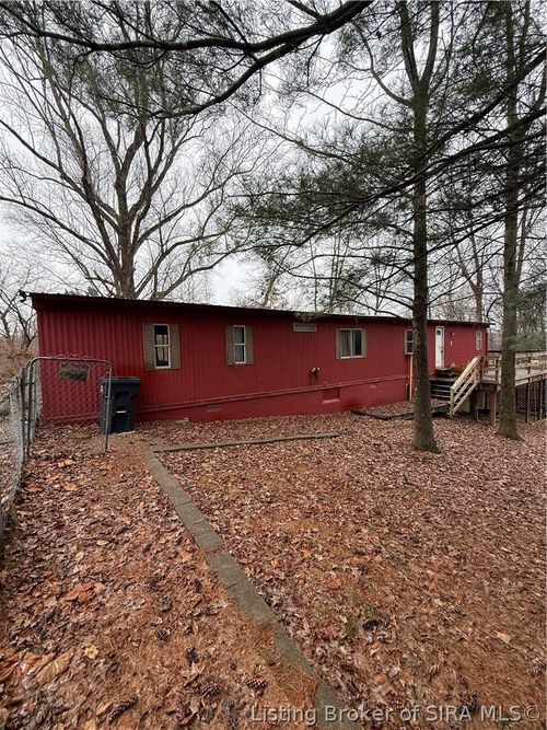 1831 Hylander Dr, North Vernon, IN, 47265-9074 | Card Image