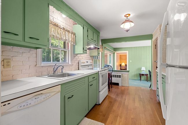 10 Maple St, House other with 4 bedrooms, 2 bathrooms and 4 parking in Wenham MA | Image 8