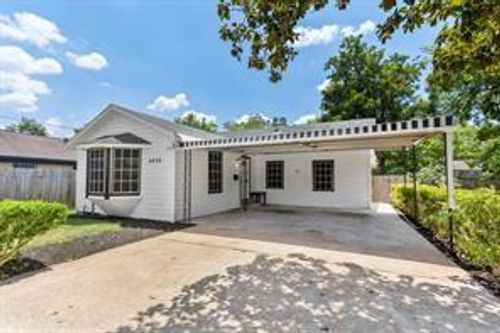 4034 Caplin St, Houston, TX, 77026-1502 | Card Image