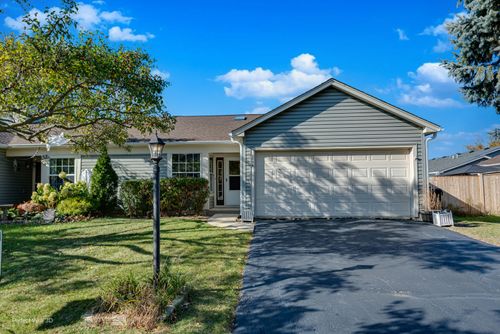 1896 Appaloosa Dr, Naperville, IL, 60565-1793 | Card Image