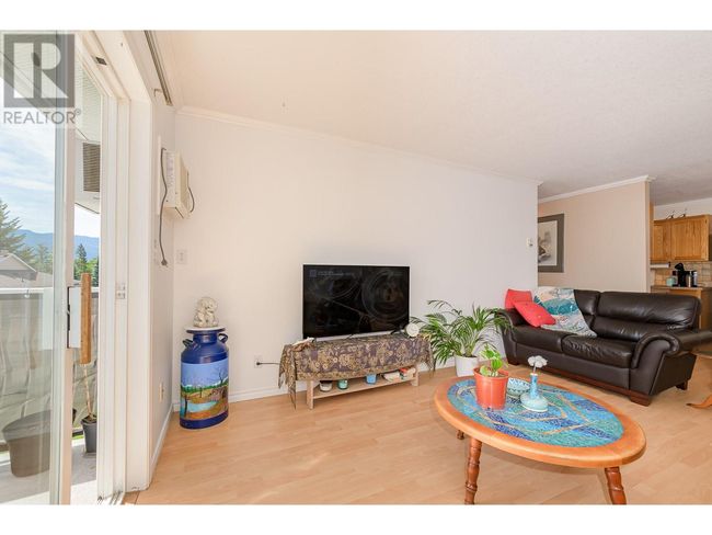 214 - 211 Kildonan Ave, Condo with 2 bedrooms, 1 bathrooms and 1 parking in Enderby BC | Image 6