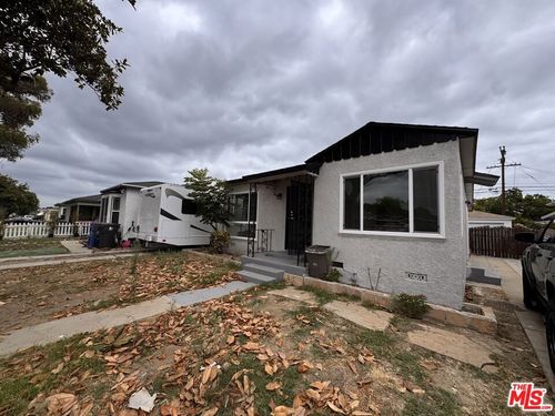 3020 Magnolia Ave, Long Beach, CA, 90806-1366 | Card Image