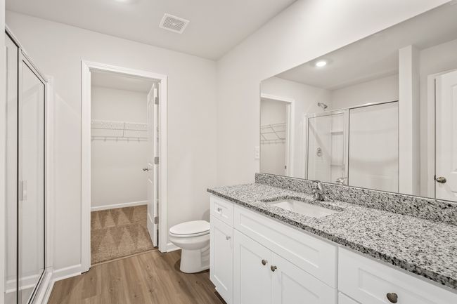 2040 Lala Loop, House other with 4 bedrooms, 3 bathrooms and 2 parking in White Bluff TN | Image 11