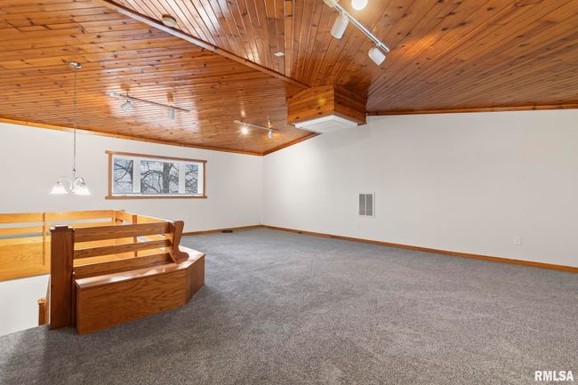 34187 E 6 Th Rd, House other with 3 bedrooms, 2 bathrooms and null parking in Pawnee IL | Image 14