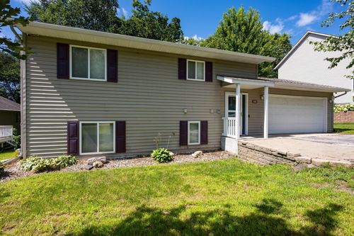 945 4th St Ne, Glenwood, MN, 56334-1366 | Card Image