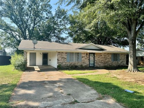 515 Fleming St, Mount Vernon, TX, 75457-3205 | Card Image