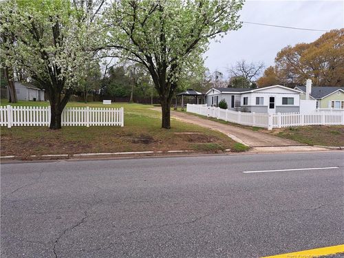 1508 Gillespie St, Fayetteville, NC, 28306-1846 | Card Image