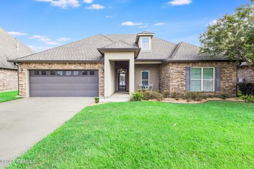 114 Arrowwood Rd, Youngsville, LA, 70592-6174 | Card Image