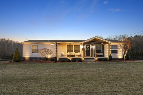 60 Edgewood Rd, Mc Ewen, TN, 37101-5324 | Card Image