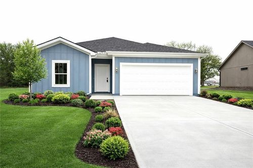 504 N Washington St, East Lynne, MO, 64743-1068 | Card Image