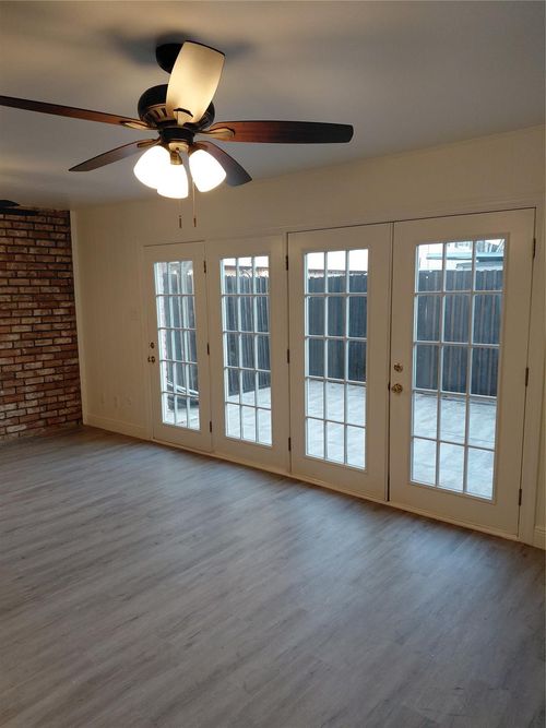 13150 Trail Hollow Dr, Houston, TX, 77079-3745 | Card Image